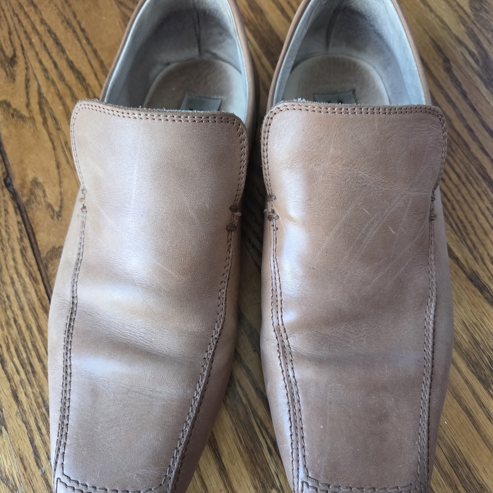 Men's Tan Leather Slip-On Loafers